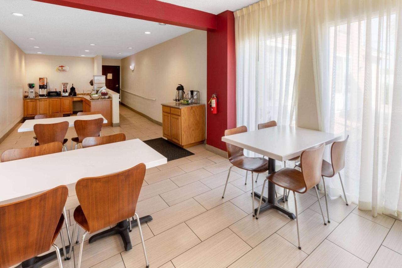 Super 8 By Wyndham Garland Rowlett East Dallas Area Екстер'єр фото